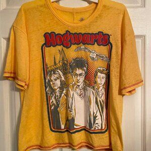 Women's Small Hogwarts top